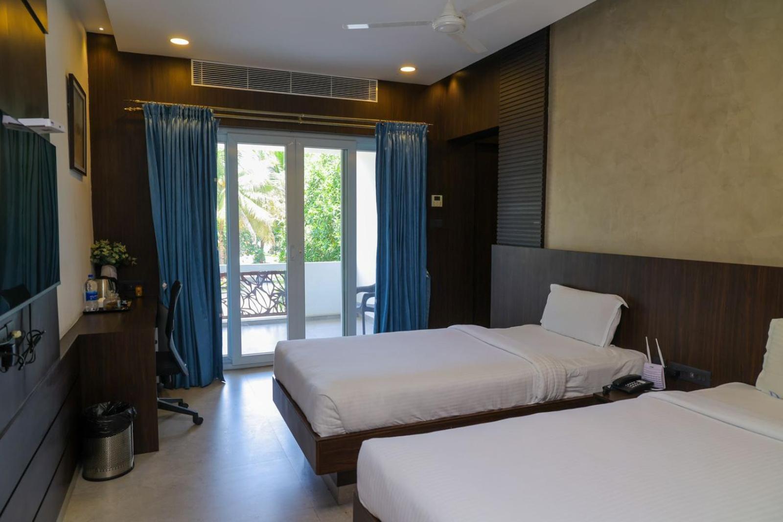 D Wayfarer Inn Resort Erode Εξωτερικό φωτογραφία