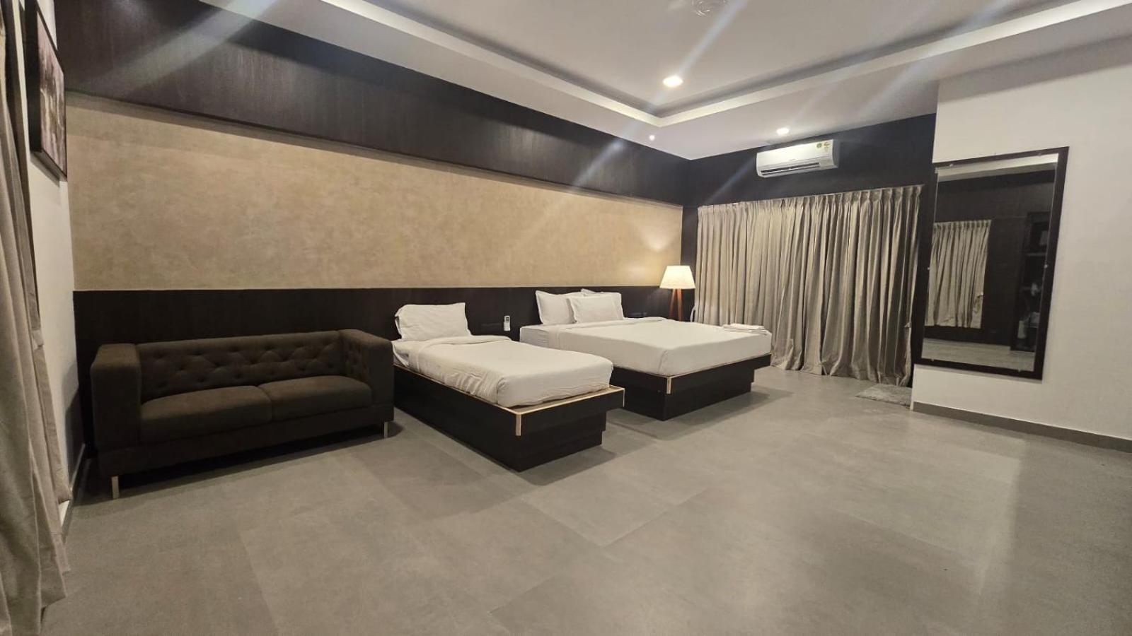 D Wayfarer Inn Resort Erode Εξωτερικό φωτογραφία