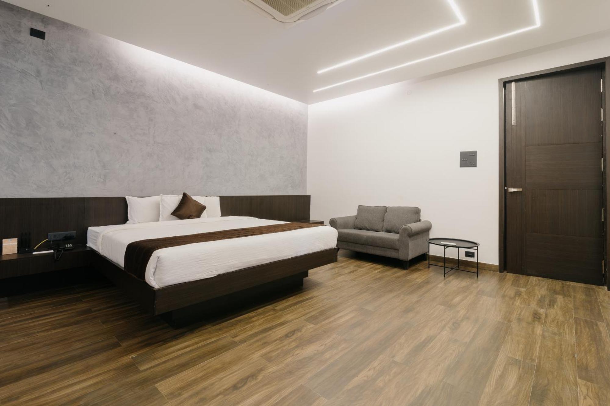 D Wayfarer Inn Resort Erode Εξωτερικό φωτογραφία