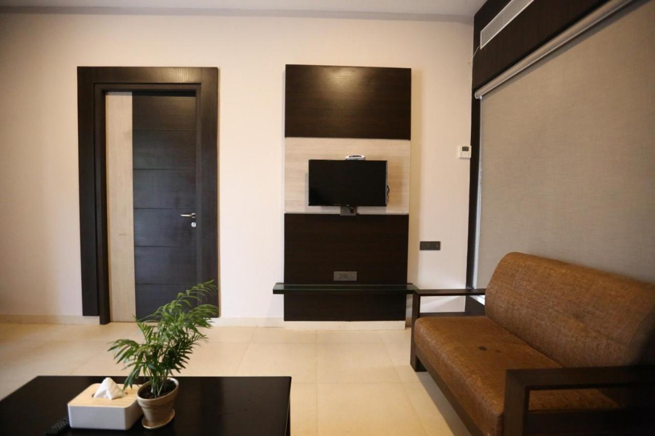 D Wayfarer Inn Resort Erode Εξωτερικό φωτογραφία