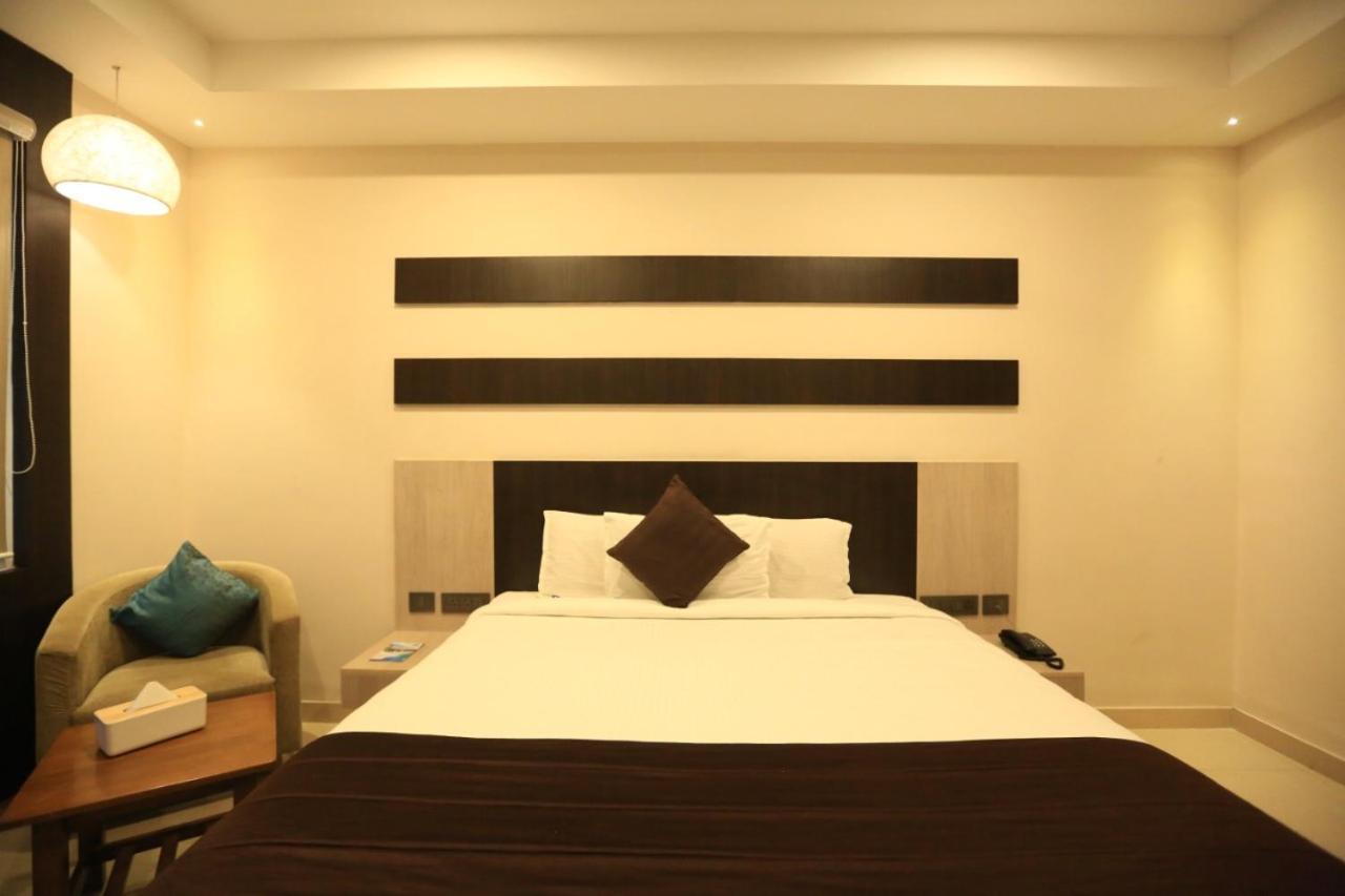 D Wayfarer Inn Resort Erode Εξωτερικό φωτογραφία